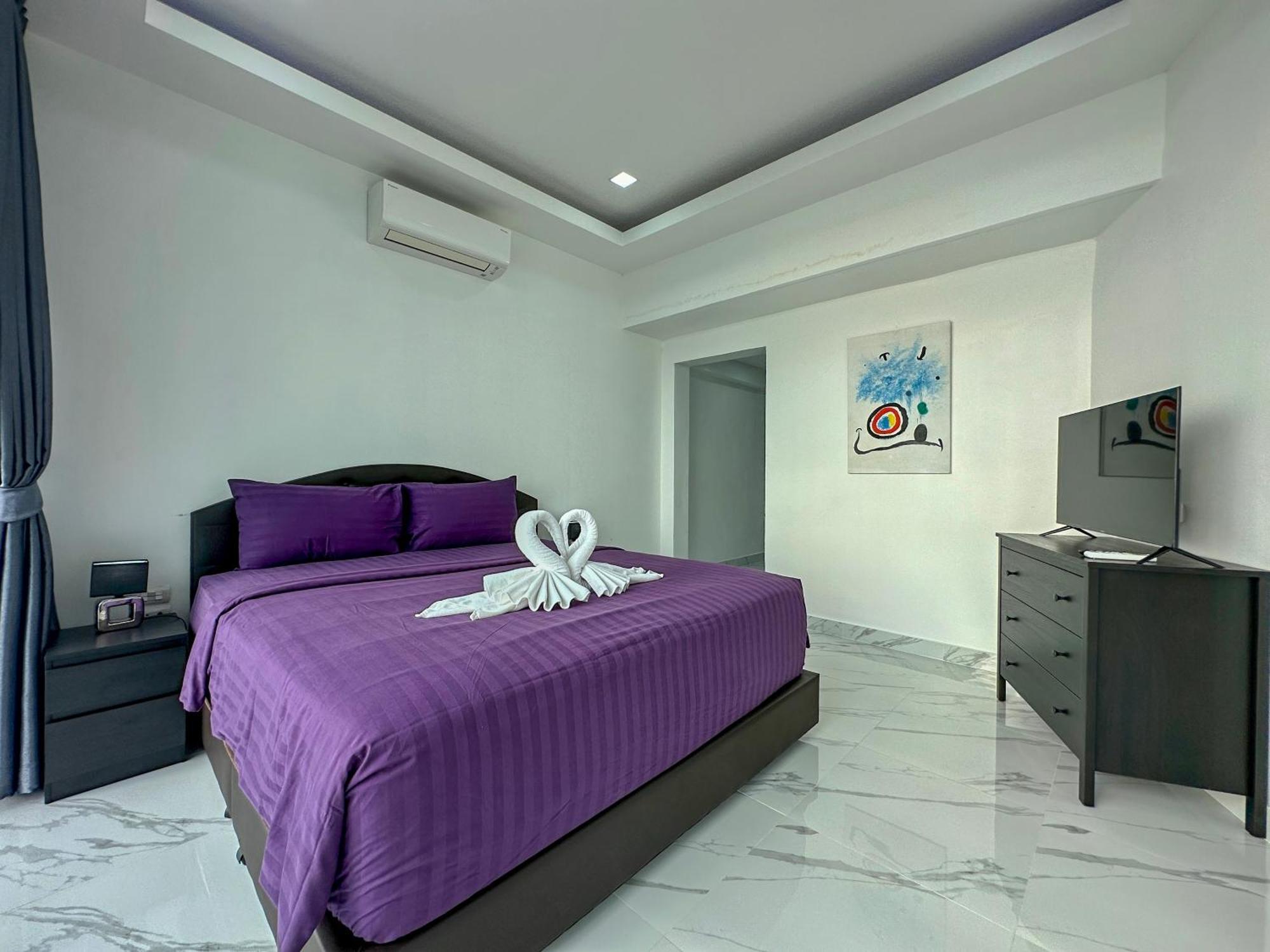 Stunning Beachfront View Luxurious Apartment 40 Bãi biển Jomtien Ngoại thất bức ảnh