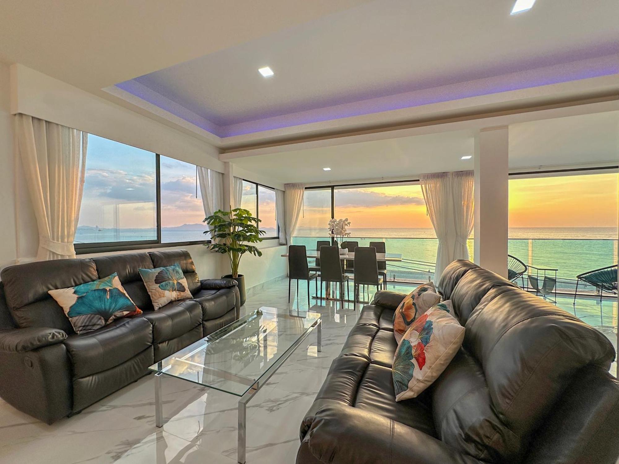 Stunning Beachfront View Luxurious Apartment 40 Bãi biển Jomtien Ngoại thất bức ảnh